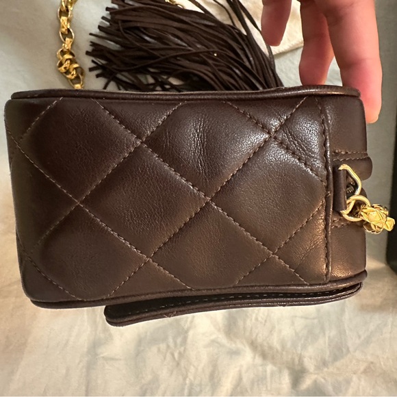 1989-1991 Vintage Chanel Lambskin Camera Bag - Picture 9 of 16